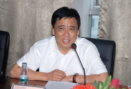 药学类专业教指委副主任委员、我校副校长王喜军教授在讨论中发言