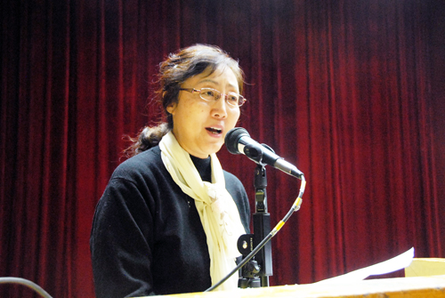 人文与管理学院王宇教授作为第二届瑶医辅修专业授课教师代表发言