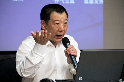 李冀教授在三亚中医院作题为“君臣佐使之辨当责‘药力’论”的学术讲座