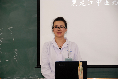 临床医学院李岩老师作讲座