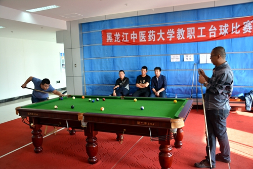 个人项目比赛冠亚军对决现场