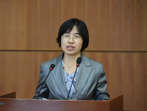 基础医学院党总支书记韩彦华作经验介绍
