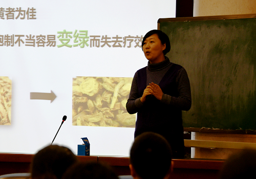 药学院周媛媛老师作经验交流