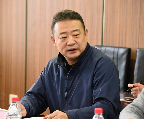 郭宏伟副校长主持会议开幕式并参加会议研讨